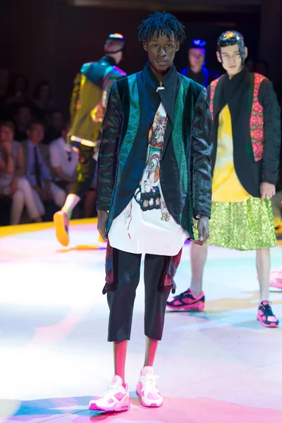 Look 9